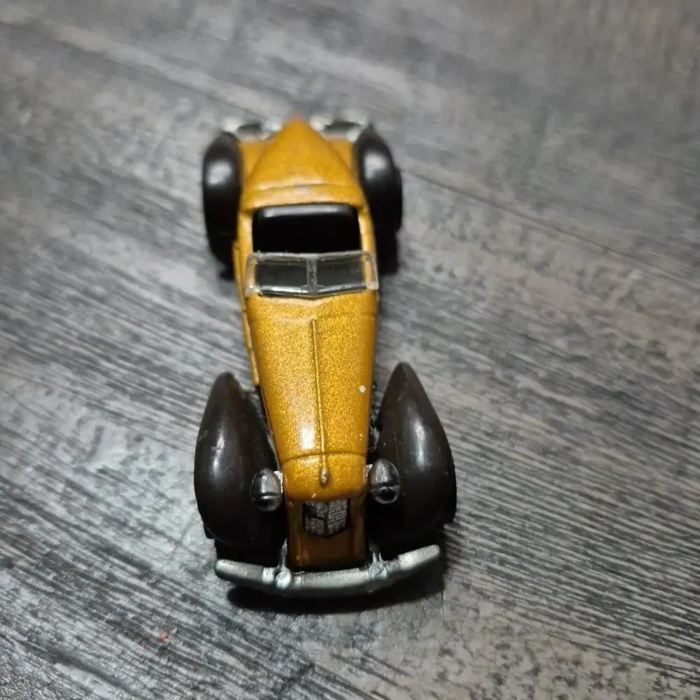 Vintage Mattel Hot Wheels Auburn 852 1978 Gold 2 Door Coupe Malaysia White Walls